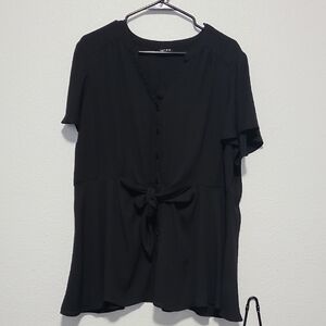 Torrid Black Tie Front Short Sleeve Blouse